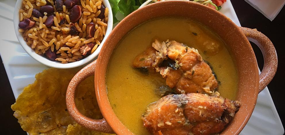 Macarela en rondón con rice and beans. Fotografía Prensa Ministerio de Cultura y Juventud