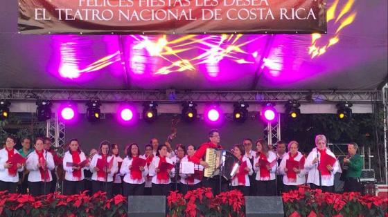 Coros navideños en el TN coros navideños en el TN