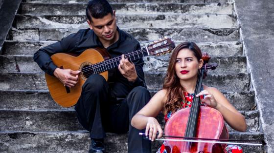 Dúo Alba Dúo Alba: Gustavo Porras, guitarra y Andrea Chinchilla, chelo.