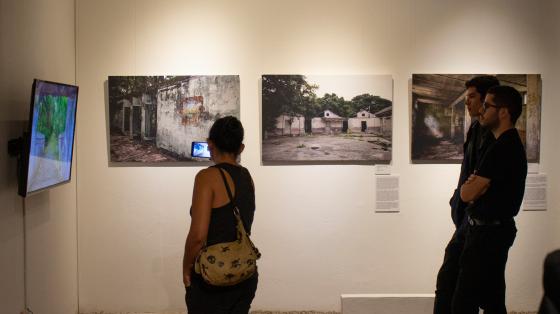 Exposición de fotografías documentales sobre el proyecto de recuperación de los dibujos de las paredes del antiguo Centro Penal de San Lucas.