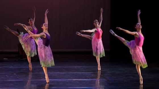 "Ensamble al Mediodía" con el Ensamble Festival de Ballet San José. Espectáculo virtual Transmisión Facebook TNCR. "Ensamble al Mediodía" con el Ensamble Festival de Ballet San José. Espectáculo virtual Transmisión Facebook TNCR.