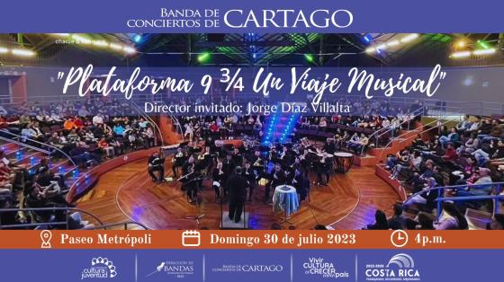 Concierto: Plataforma 9¾ Un Viaje Musical No.3 | Banda de Conciertos de Cartago músicos de la banda con público cuantioso alrededor