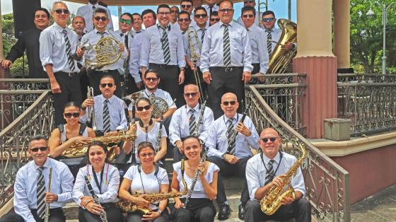 Foto de la Banda de Conciertos de Heredia en el quiosco del parque central de Heredia