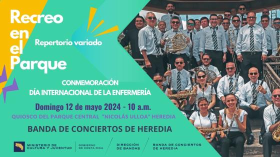 Recreo en el Parque | Banda de Conciertos de Heredia Fotografía de la Banda de Conciertos de Heredia sonriendo desde el quiosco