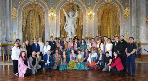 Zarzuela “El barberillo de Lavapiés” del Teatro de la Zarzuela de Madrid se estrena en Costa Rica en el 45 aniversario de la Compañía Lírica Nacional