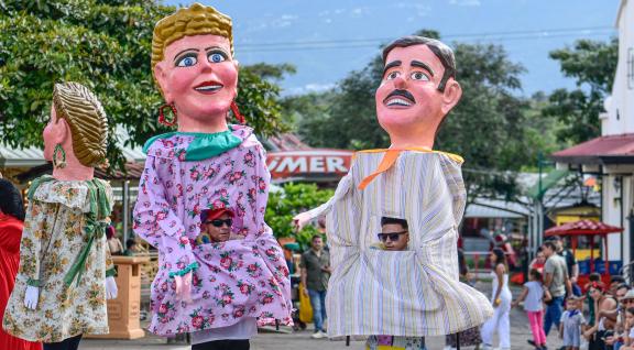 Mascarada - Cimarrona La Domingueña 