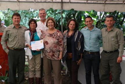 El acto de develación de la placa contó con presencia de las jerarcas del Ministerio de Cultura y Juventud (MCJ), y el Instituto Costarricense de Turismo (ICT), así como con representantes del Ministerio de Ambiente y Energía (Minae), la Municipalidad de Turrialba, y el Centro de Investigación y Conservación del Patrimonio Cultural, programa del MCJ.