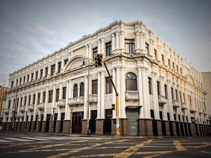 Teatro Popular Melico Salazar