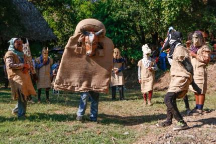 "Juego de los Diablitos", Rey Curré. Fotografía: Prensa Ministerio de Cultura y Juventud 