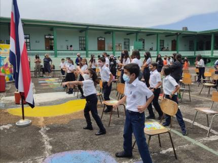 Iniciativa destaca importancia de promover lectura, escritura creativa, música y movimiento desde la infancia