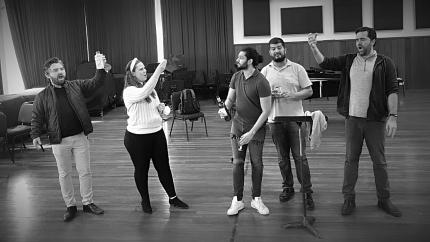 Funciones se presentarán el 20, 25 y 27 de febrero, con participación de 16 cantantes líricos Funciones se presentarán el 20, 25 y 27 de febrero, con participación de 16 cantantes líricos