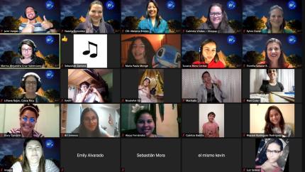 Como en las últimas dos ediciones, todos y todas las participantes podrán disfrutar de un campamento artístico virtual. Como en las últimas dos ediciones, todos y todas las participantes podrán disfrutar de un campamento artístico virtual.