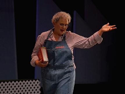 Marcia Saborio, actriz. “Dulcinea del Toboso ¿Herstoria?”, dirección Mabel Marín, 2020. Fotografía: Teatro Nacional de Costa Rica.