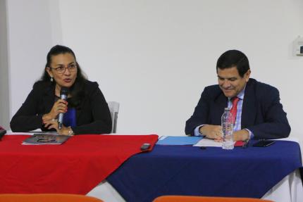 Nayuribe Guadamuz, ministra de Cultura y Juventud, junto con Ricardo Vargas, director del SiNEM, durante la conferencia de prensa, este 31 de mayo de 2022. Fotografía Unidad de Comunicación MCJ Nayuribe Guadamuz, ministra de Cultura y Juventud, junto con Ricardo Vargas, director del SiNEM, durante la conferencia de prensa, este 31 de mayo de 2022. Fotografía Unidad de Comunicación MCJ