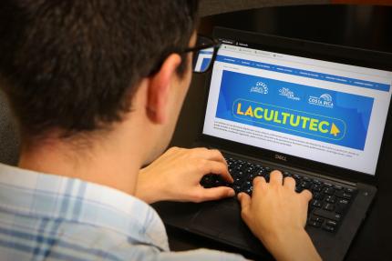 Iniciativa corresponde a un directorio que reúne enlaces a diferentes sitios institucionales del Ministerio de Cultura y Juventud, donde se puede acceder a publicaciones, investigaciones, vídeo documentales, recetarios regionales, guías turísticas, entre otros contenidos Iniciativa corresponde a un directorio que reúne enlaces a diferentes sitios institucionales del Ministerio de Cultura y Juventud, donde se puede acceder a publicaciones, investigaciones, vídeo documentales, recetarios regionales, guías turísticas, entre otros contenidos