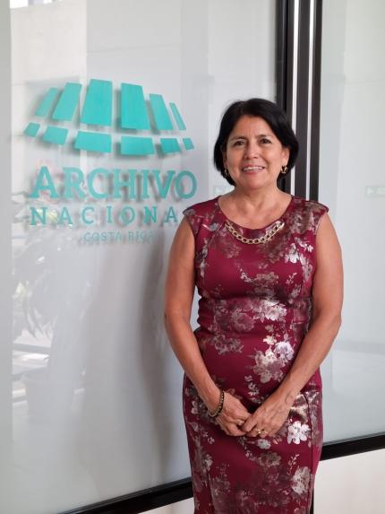 Carmen Campos Ramírez, funcionaria de amplia experiencia en la institución y en la temática de los archivos, es la persona escogida Carmen Campos Ramírez, funcionaria de amplia experiencia en la institución y en la temática de los archivos, es la persona escogida