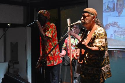 Calypso limonense es una manifestación musical que evidencia la riqueza multicultural que caracteriza la región del Caribe del país Calypso limonense es una manifestación musical que evidencia la riqueza multicultural que caracteriza la región del Caribe del país