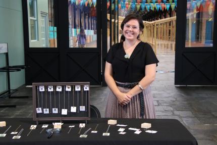 Adquiera sus regalos de Navidad en Feria Hecho Aquí 2023