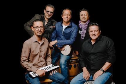 Bajo la dirección del costarricense Ernesto Gallardo, la OSNCR y Éditus Ensamble brindarán cuatro conciertos donde ofrecerán al público un hermoso programa musical que incluye obras como “Tambito Josefino”, “Tocú” y “Arrecife”, entre otras. Bajo la dirección del costarricense Ernesto Gallardo, la OSNCR y Éditus Ensamble brindarán cuatro conciertos donde ofrecerán al público un hermoso programa musical que incluye obras como “Tambito Josefino”, “Tocú” y “Arrecife”, entre otras.
