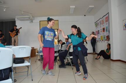 Programa “Arte al Mediodía” retoma sus funciones en San Ramón