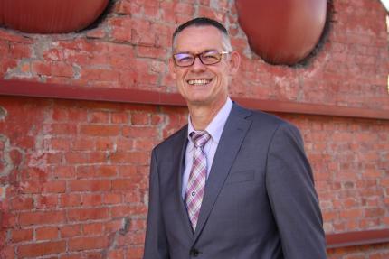 Gilberto Méndez Rodríguez fue nombrado el nuevo director del Sistema Nacional de Bibliotecas Gilberto Méndez Rodríguez fue nombrado el nuevo director del Sistema Nacional de Bibliotecas