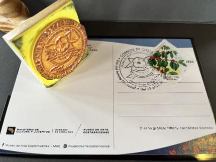 Tarjetas postales que acompañan el matasellos exhiben obras destacadas del artista nacional Jorge Gallardo, en honor al centenario de su natalicio