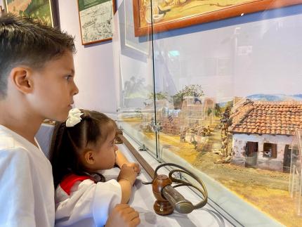 Museo Juan Santamaría ofrece a la comunidad educativa su servicio de visitas guiadas didácticas para el curso lectivo 2025 Museo Juan Santamaría ofrece a la comunidad educativa su servicio de visitas guiadas didácticas para el curso lectivo 2025
