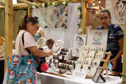 Feria Hecho Aquí .jpg