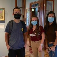 Fotografía. Jóvenes visitan el Museo Nacional de Costa Rica. Foto MNCR
