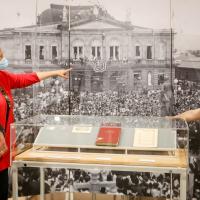 El Museo Nacional de Costa Rica y la Universidad de Costa Rica, inauguraron este miércoles 02 de junio la exposición “Blanco, azul y rojo. 1821-2021”, en el marco del programa nacional de conmemoración de los 200 años de Independencia de Costa Rica.