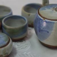 Imagen con juego de té artesanal