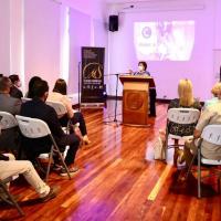 Lanzamiento se realizó en la Galería Dinorah Bolandi del Teatro Popular Melico Salazar.