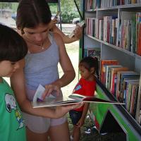 Iniciativa del programa “Puntos de Lectura en Comunidad”, del Sistema Nacional de Bibliotecas, contó con el apoyo de AERIS Costa Rica y Carrocerías Metálicas Chaverri