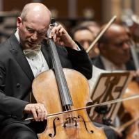 Kosower, quien se desempeña como chelista principal de la Orquesta de Cleveland desde el 2010, participará como solista invitado de la OSNCR por primera ocasión.