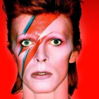 David Bowie, fotografiado por Brian Duffy para la portada del álbum 'Aladdin Sane' (1973)