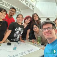 foto ilustrativa jóvenes 