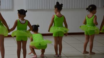 Alumnas Taller Cultural de Danza CCHJFF