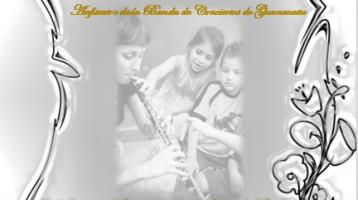 mujer con niños en fondo gris con el anuncio de la BCG