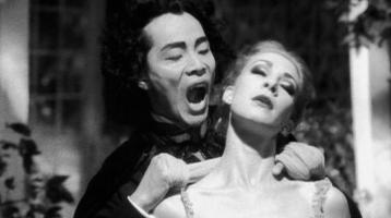 PREÁMBULO PRESENTA CICLO FORMAS: DRACULA