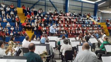 Niñas y niños conocen los instrumentos de las Bandas de Conciertos 
