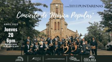 foto de la Banda de Puntarenas muy elegantes con la catedral porteña de fondo