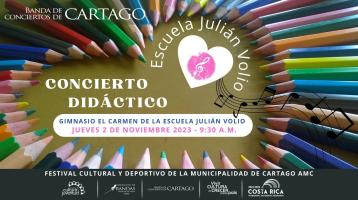lápices de colores formando un corazón
