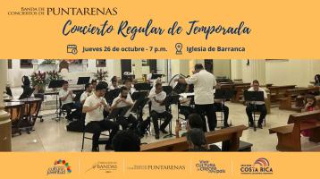 Foto de la Banda de Puntarenas tocando en una iglesia